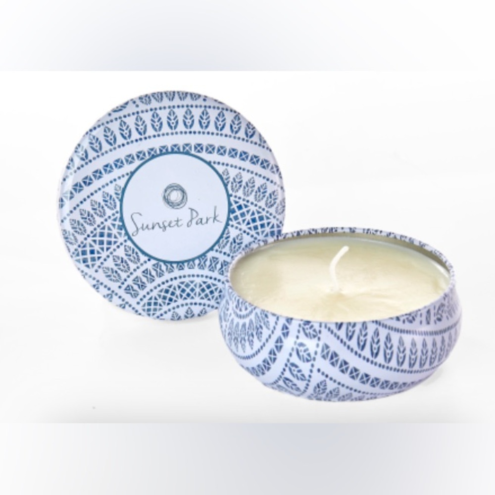 💖🎁GIFT NEW Sunset Park Metro Weave Lavender Candle
